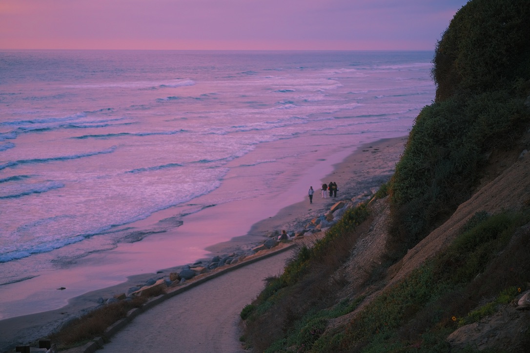 Sea in La Jolla Photo 13
